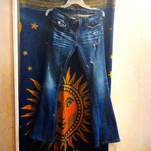 New without tags. BLANKNYC size 26 blue jeans.